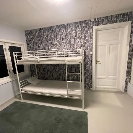 Ledig Rom,hus,hostel Til Utleie 7 Km Fra Vendégház Oslo